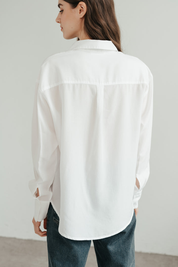 Gently draping shirt blouse made of Tencel™
