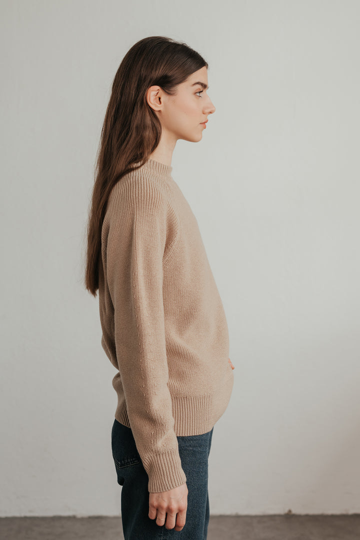 Knitted sweater made of wool (merino) with an oversized fit