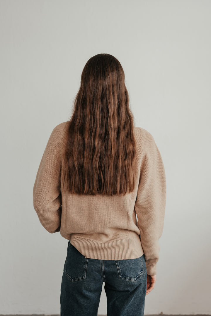 Knitted sweater made of wool (merino) with an oversized fit